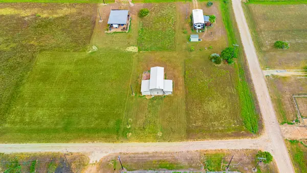 155 Mullet Lane, Palacios, TX 77465