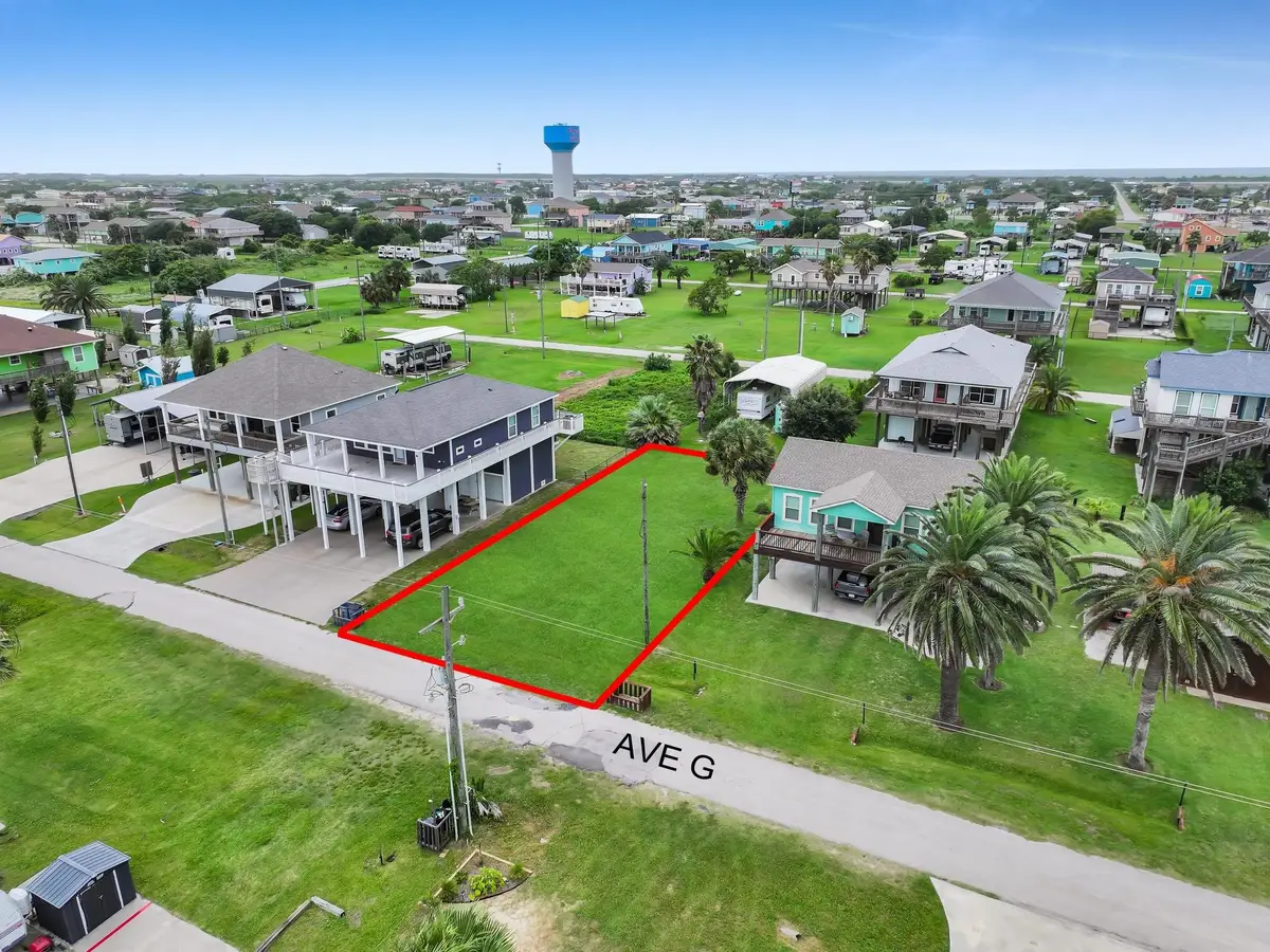 1987 Avenue F, Crystal Beach, TX 77650 - #1
