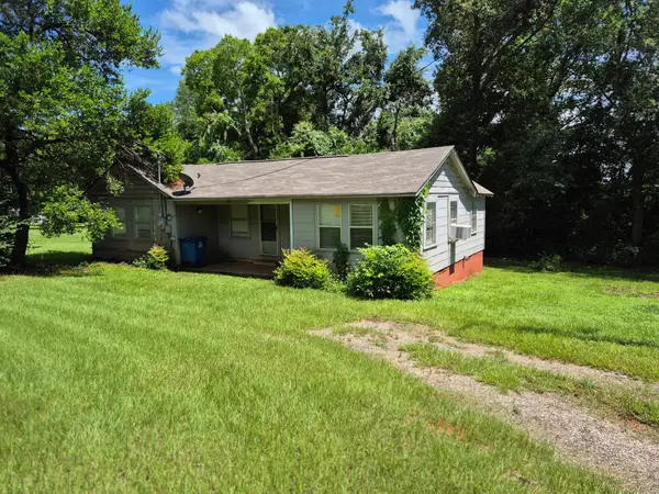 501 Myrtle Drive, Jacksonville, TX 75766