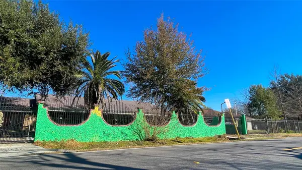 255 Mcfarland Road, Houston, TX 77060