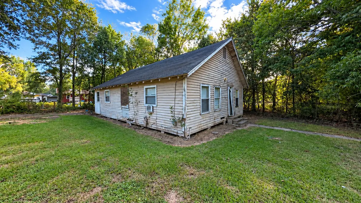 903 Sholars Avenue, Orange, TX 77630 - #1
