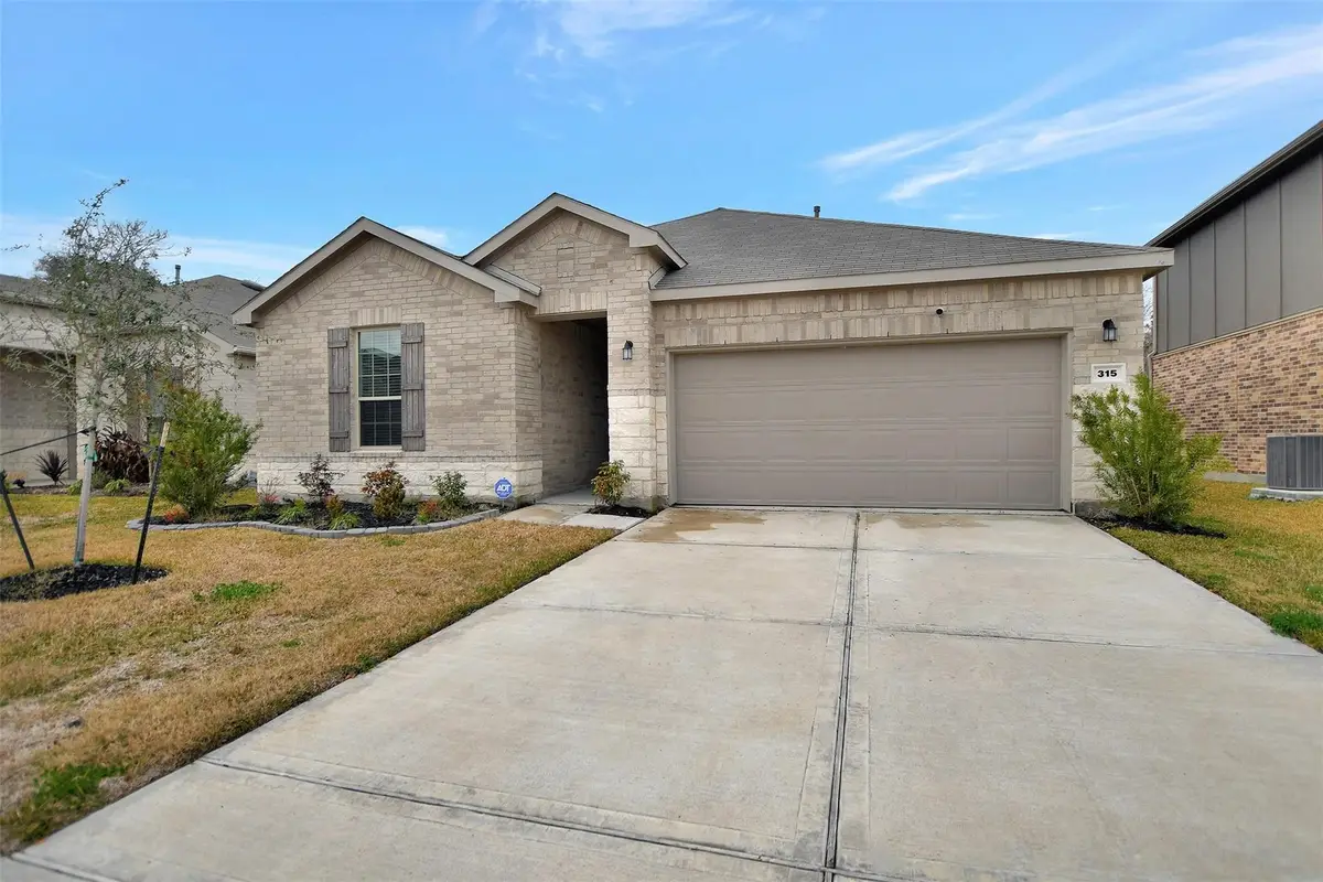 315 Appaloosa Drive, Alvin, TX 77511 - #1