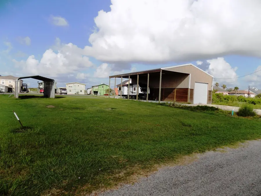 6123 Blue Water Boulevard, Sargent, TX 77414 - #2