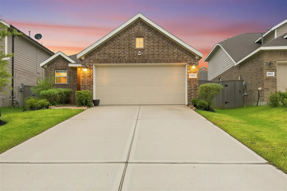 1923 Foxtail Creek Court, Crosby, TX 77532 - #1