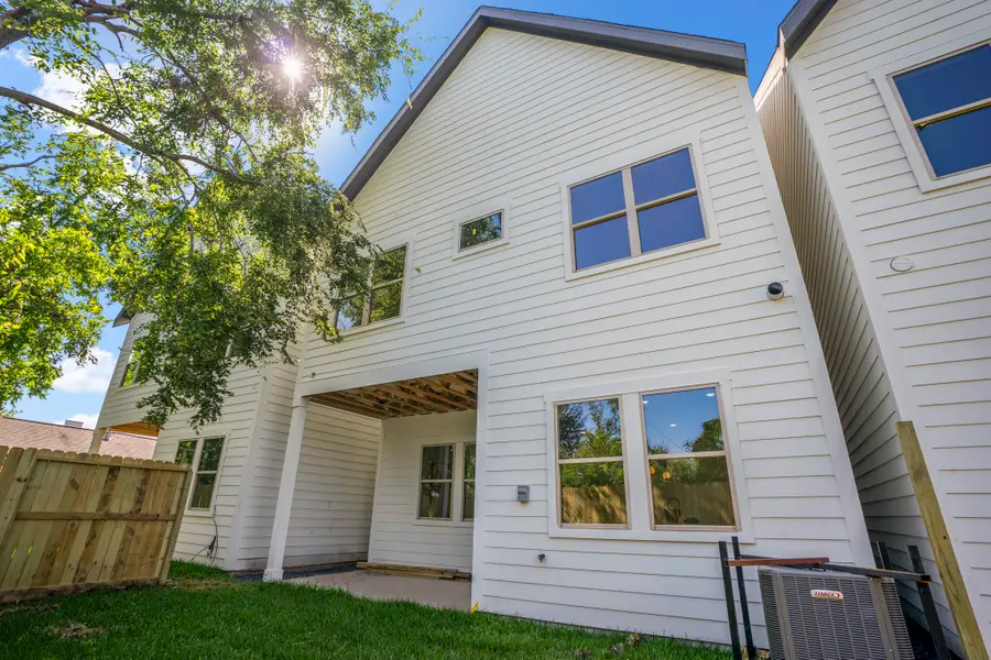 4201 Oats Street #B, Houston, TX 77020 - #2