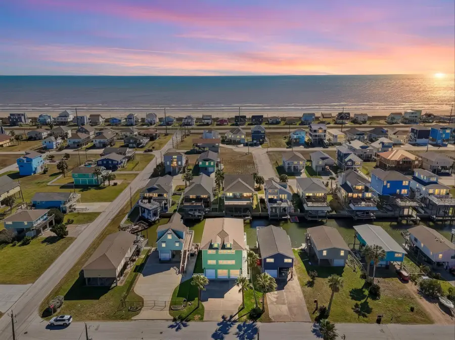 22105 Zapata Drive, Galveston, TX 77554 - #2