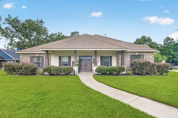 6319 Nowlin Drive, Baytown, TX 77521