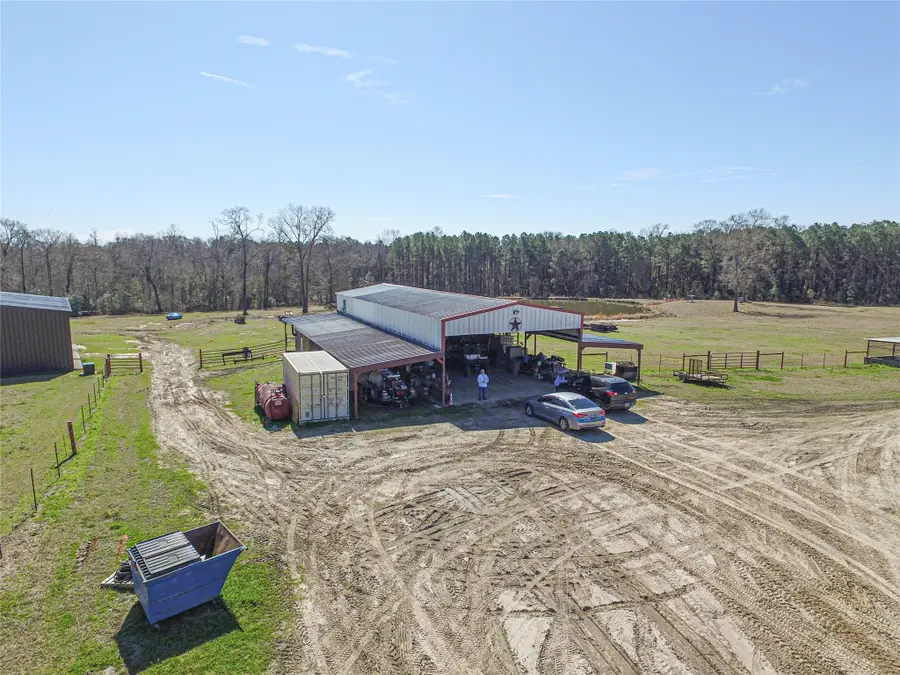 684 Hooks Road, Corrigan, TX 75939 - Image #2