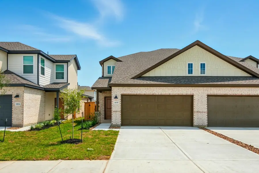1805 N Peach Creek Drive, Dayton, TX 77535 - #2