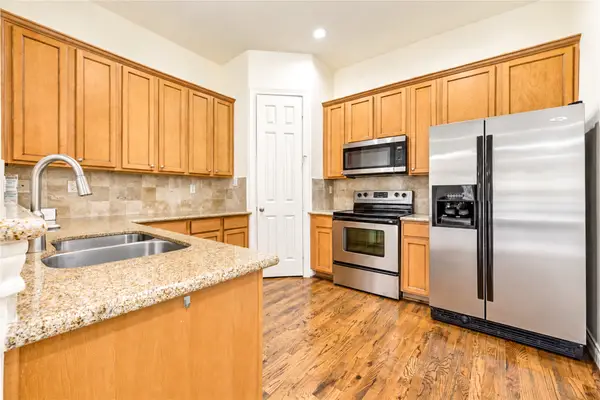 1610 Colorado St, Houston, TX 77007