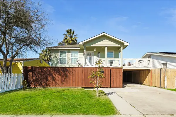 4712 Avenue K, Galveston, TX 77551