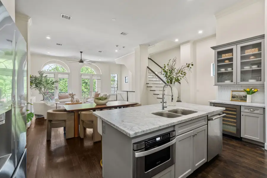 908 Thompson Street, Houston, TX 77007 - #3