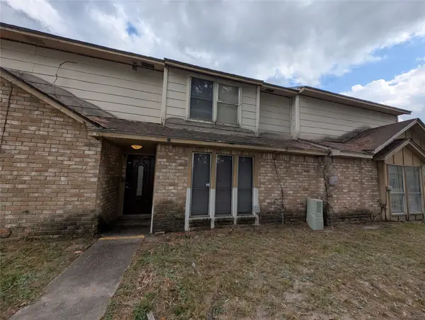 5606 Easthampton Drive #B, Houston, TX 77039
