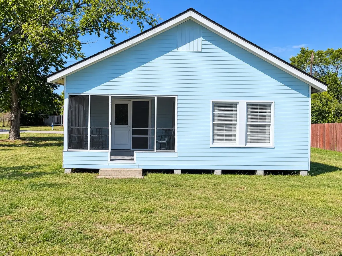 310 Pine Bluff Street, La Porte, TX 77571 - #1