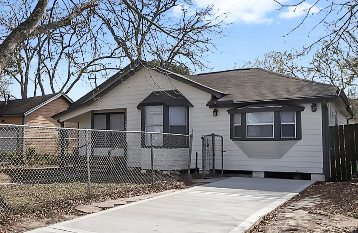 511 William Avenue, Baytown, TX 77520 - #1