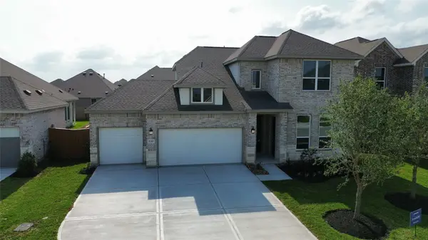 8310 Holly Blue Drive, Rosharon, TX 77583