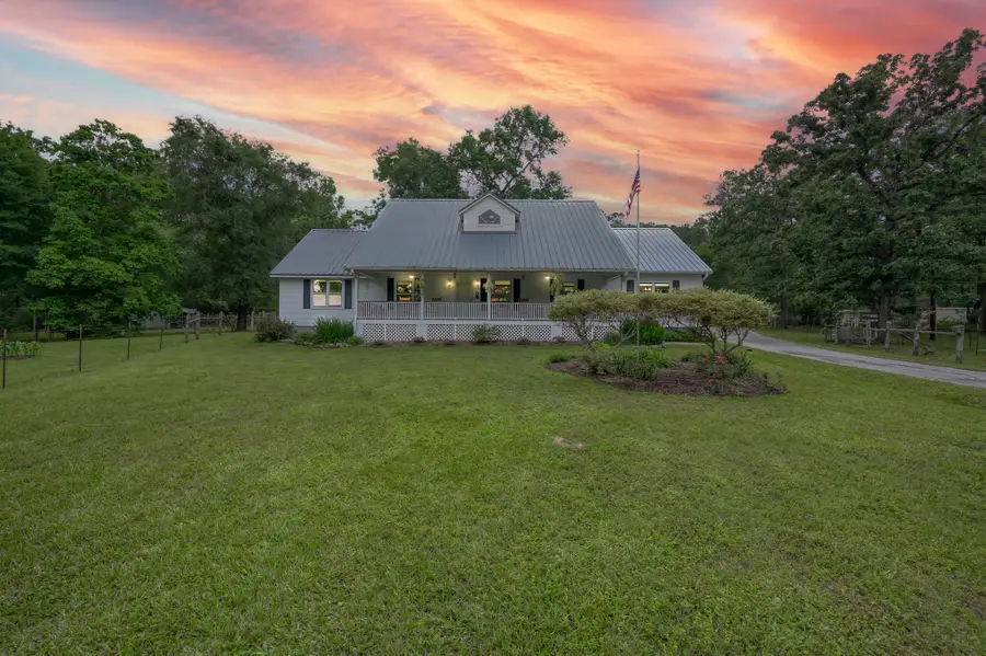 197 Sunset Lake Drive, Huntsville, TX 77340 - #3