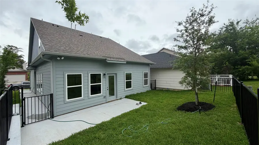 110 Cove Place Court, Conroe, TX 77356 - #3