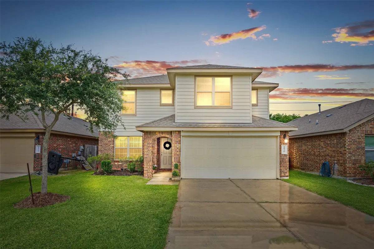 8026 Farthing Lane, Rosharon, TX 77583 - #1