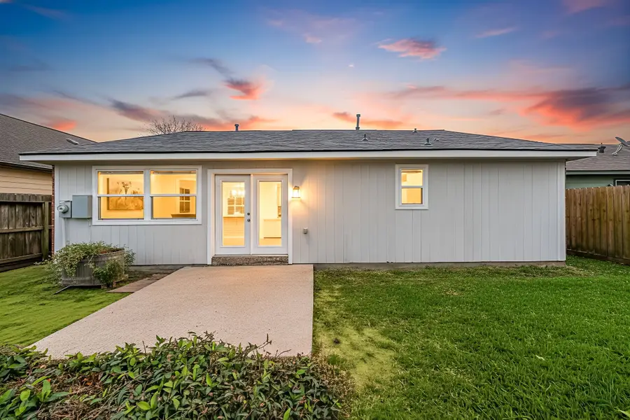 4902 Moody Reef Drive, Bacliff, TX 77518 - #2