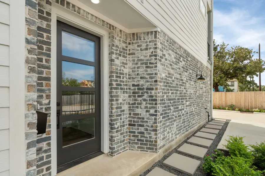 717 Janisch Road #I, Houston, TX 77018 - Image #3