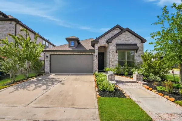 18523 Wolf Mountain Lane, Cypress, TX 77433