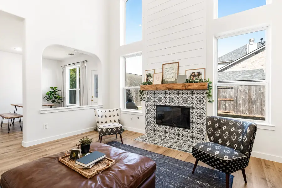 13611 Cotton Way, Monterey Belvieu, TX 77523 - Image #2