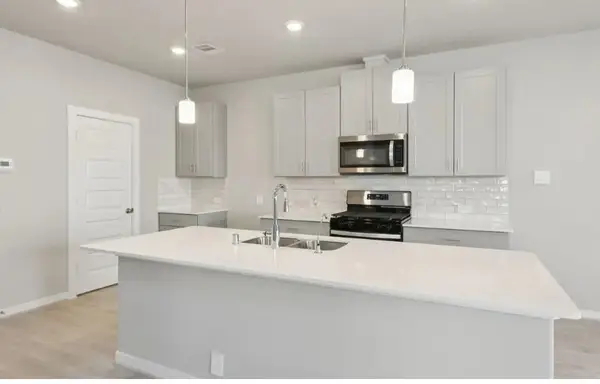 623 Sand Dollar Drive, Kemah, TX 77565