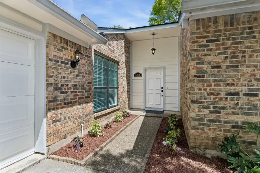 15403 Woodcote Court, Houston, TX 77062 - #2