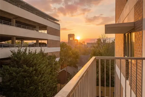 3600 Montrose Boulevard #405, Houston, TX 77006