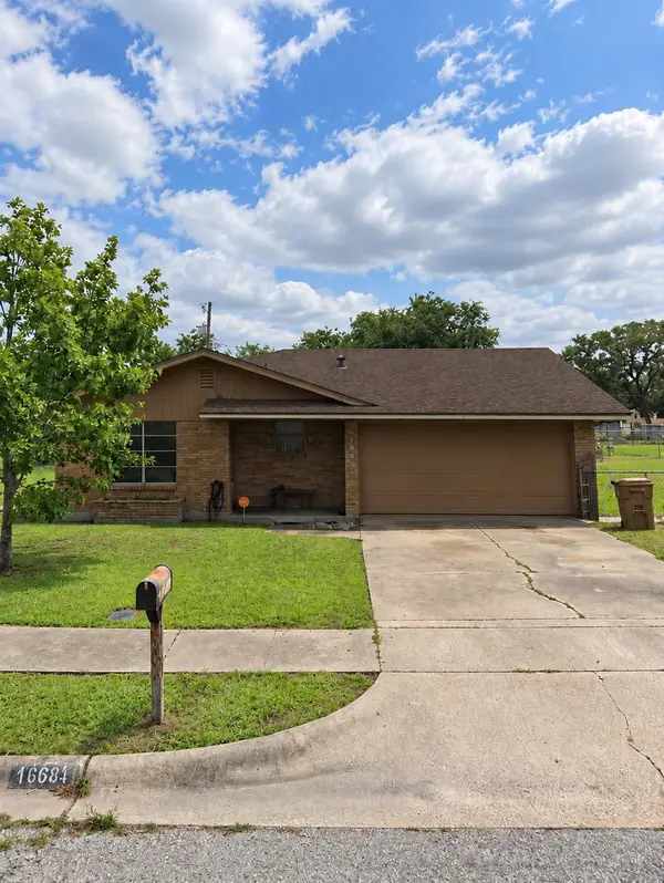 10681 Hurst Dr, Corpus Christi, TX 78410
