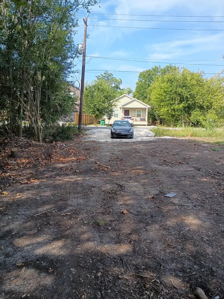 5723 Bobby Burns Street, Houston, TX 77028 - #3
