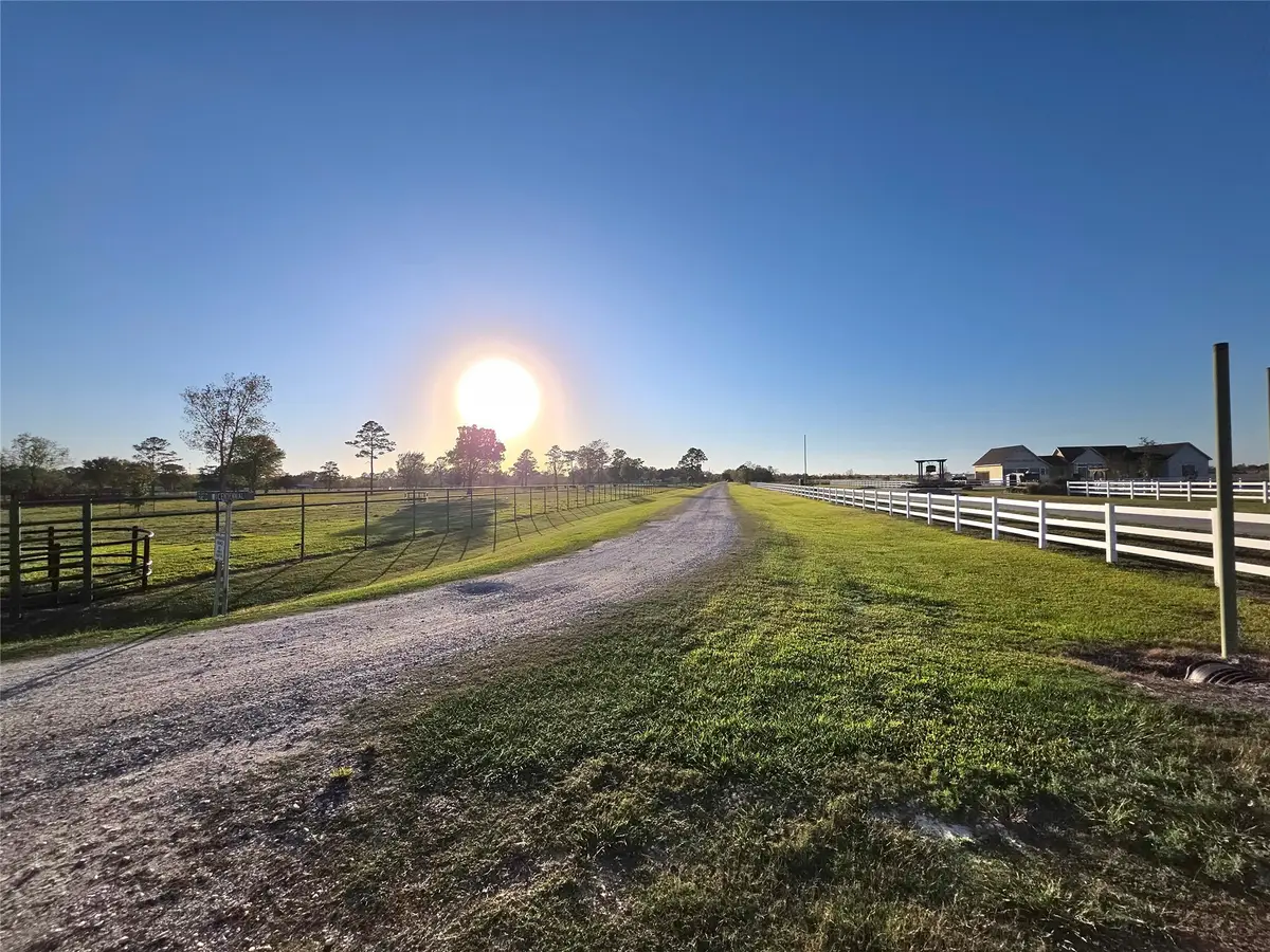 730 County Road 6610, Dayton, TX 77535 - Image #1