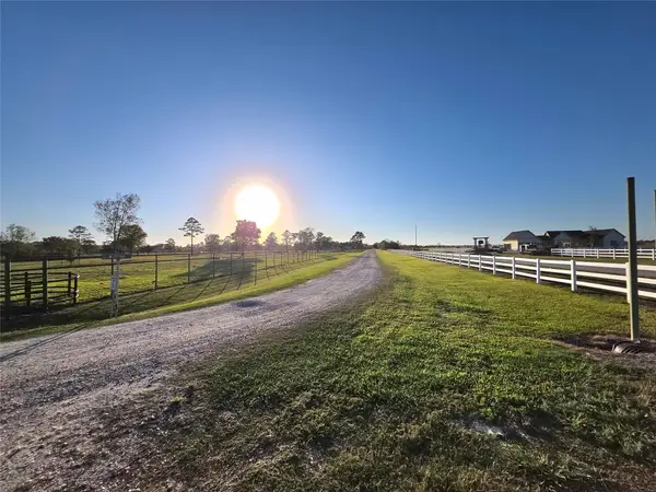 730 County Road 6610, Dayton, TX 77535