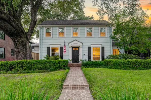 2328 Dunstan Road, Houston, TX 77005