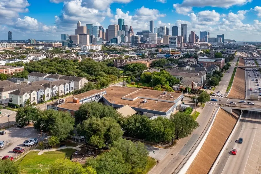 1318 Dennis Street, Houston, TX 77004 - #2