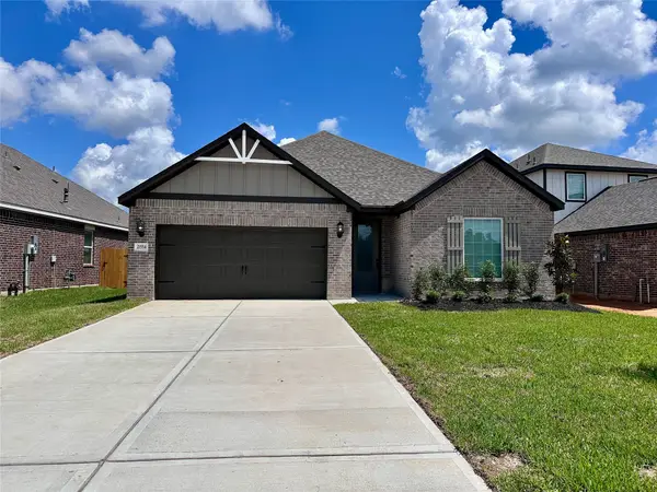 21554 Bluebonnet Bay Drive, Magnolia, TX 77354