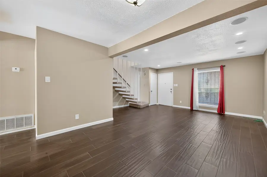 6111 Beverly Hill Street #28, Houston, TX 77057 - Image #3