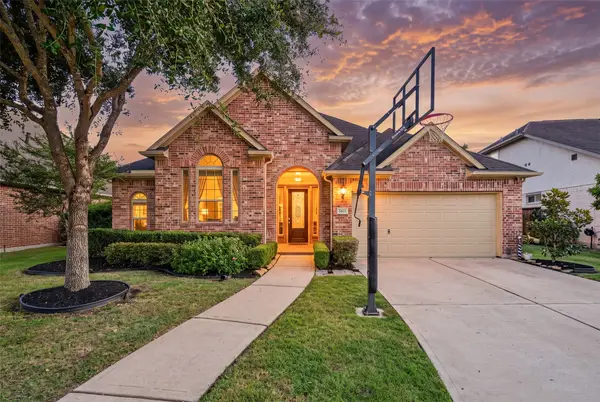 5811 Caper Shores Lane, Sugar Land, TX 77479