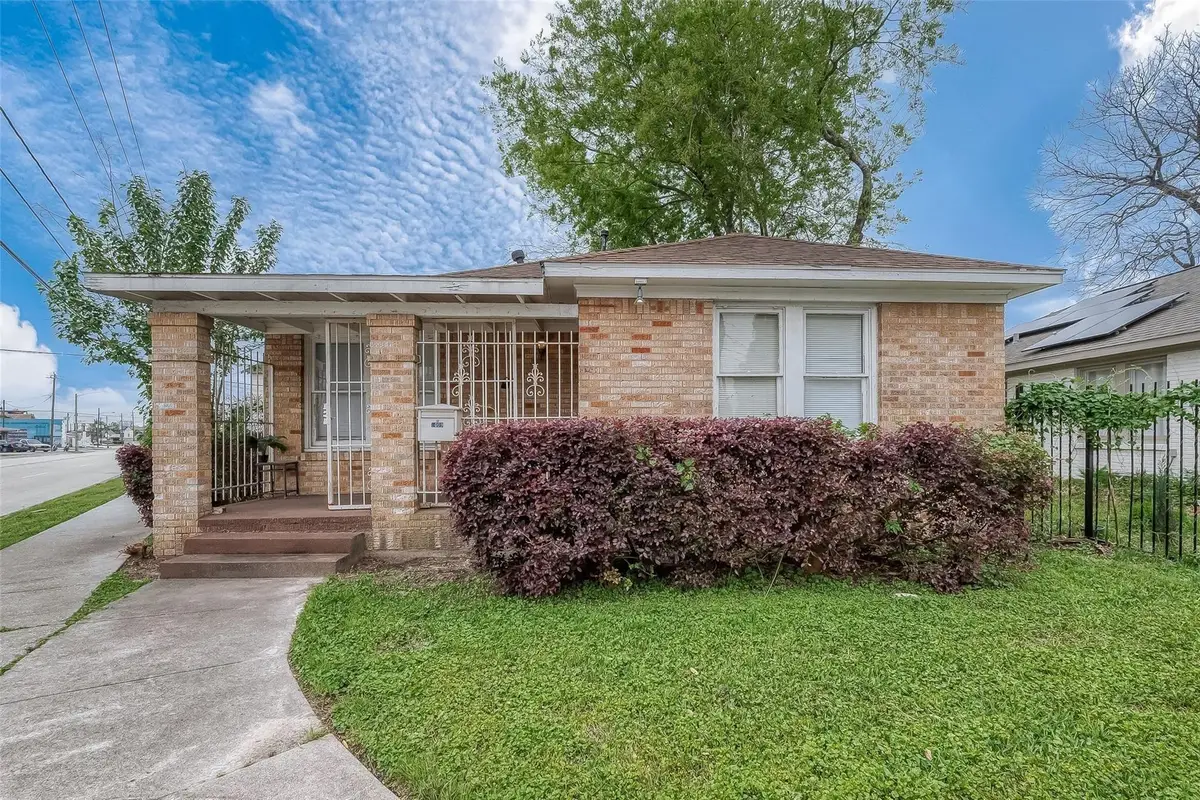 5009 N Main Street, Houston, TX 77009 - #1