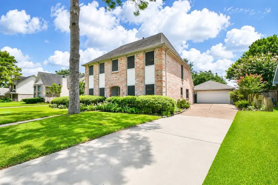 1002 Mill Run Drive, Sugar Land, TX 77498 - #3