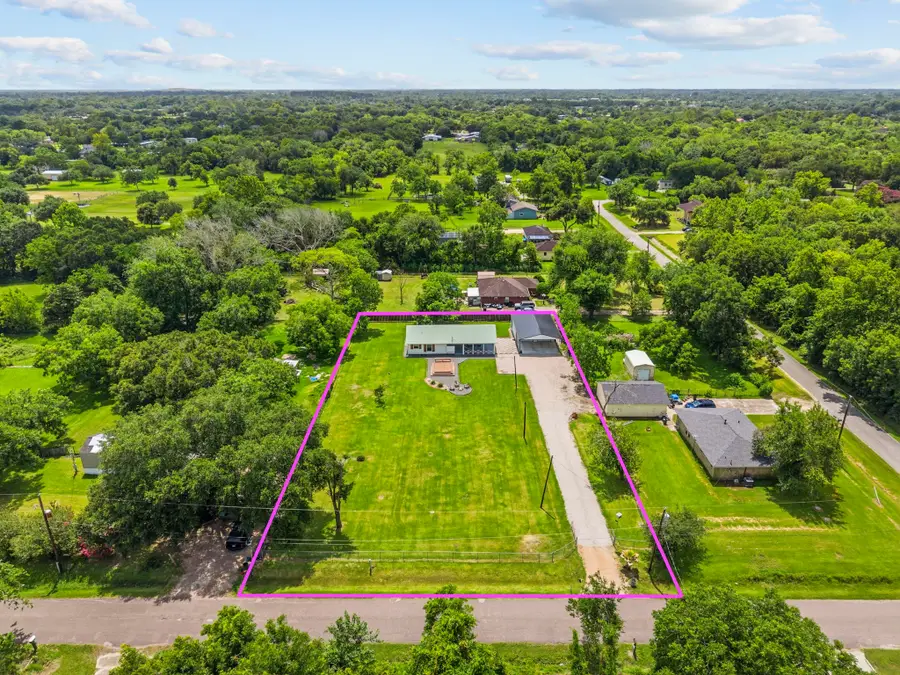 4901 S Elm Avenue, Santa Fe, TX 77517 - #3