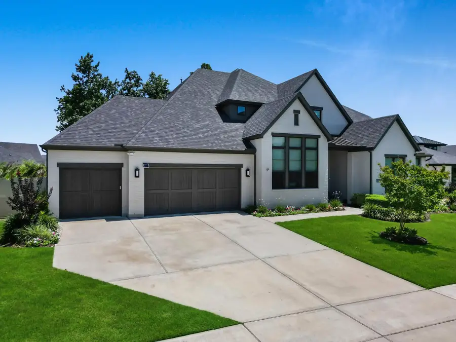 10095 S Goshawk Trail, Conroe, TX 77385 - #2
