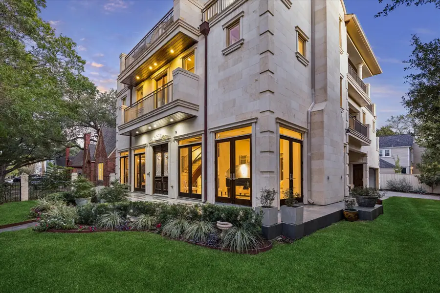 2247 Bartlett Street, Houston, TX 77098 - Image #2