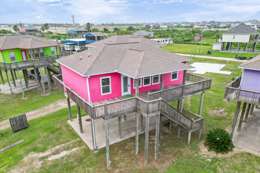 818 W Johnson Crawford Circle, Port Bolivar, TX 77650 - #2
