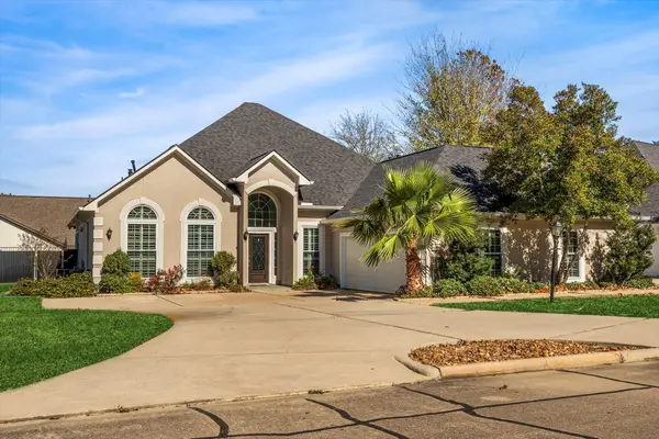 98 Victoria Drive W, Montgomery, TX 77356