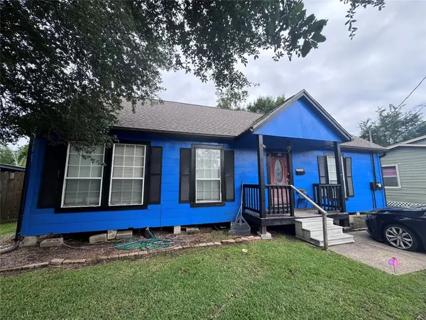2945 W Lucas Drive, Beaumont, TX 77706