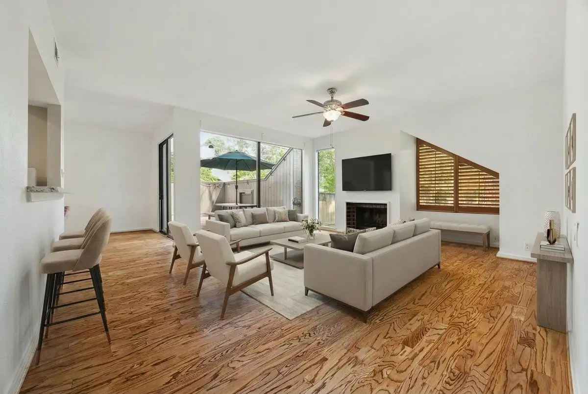 318 Litchfield Lane, Houston, TX 77024 - #1