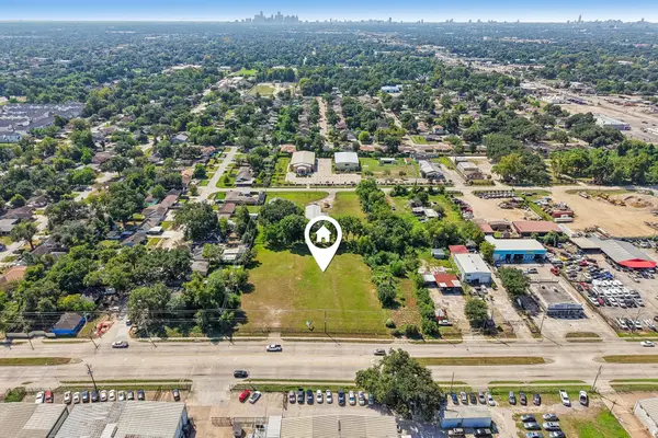 000 Little York Road, Houston, TX 77076