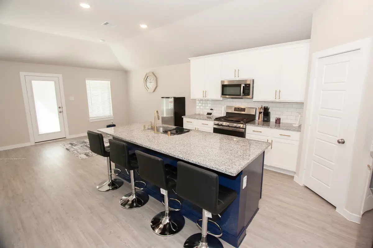 2472 Saddlecreek, Alvin, TX 77511 - Image #1